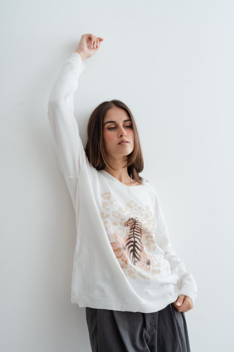 SWEATER FOLLOW YOUR HEART - Imagen 5