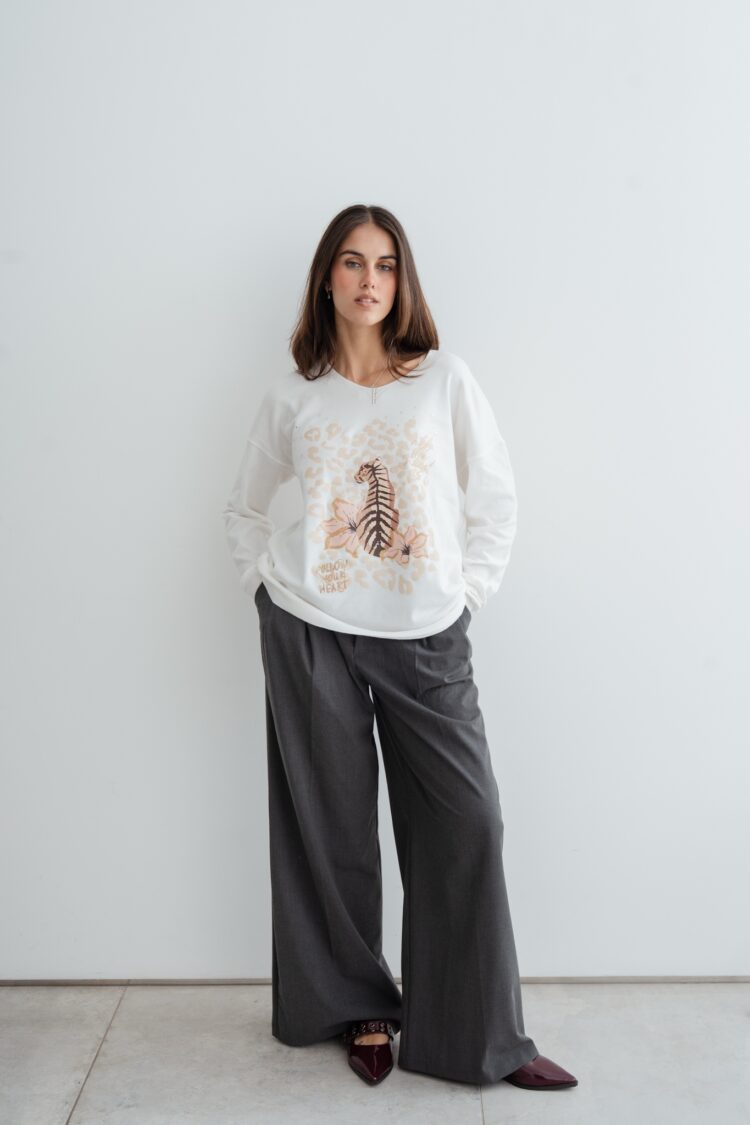 SWEATER FOLLOW YOUR HEART - Imagen 4