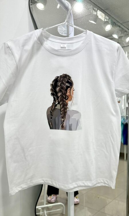 CHICA TRENZAS